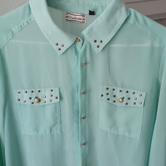 Shirt - Picture 2 of 6